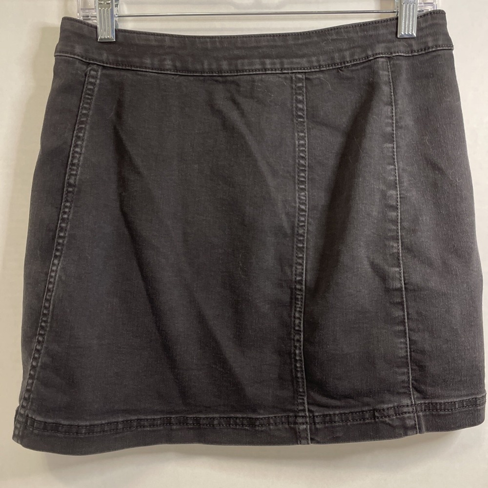 Free People Little Daisies Black Denim Mini Skirt Short Buttons Women's Size 8 - Picture 2 of 12